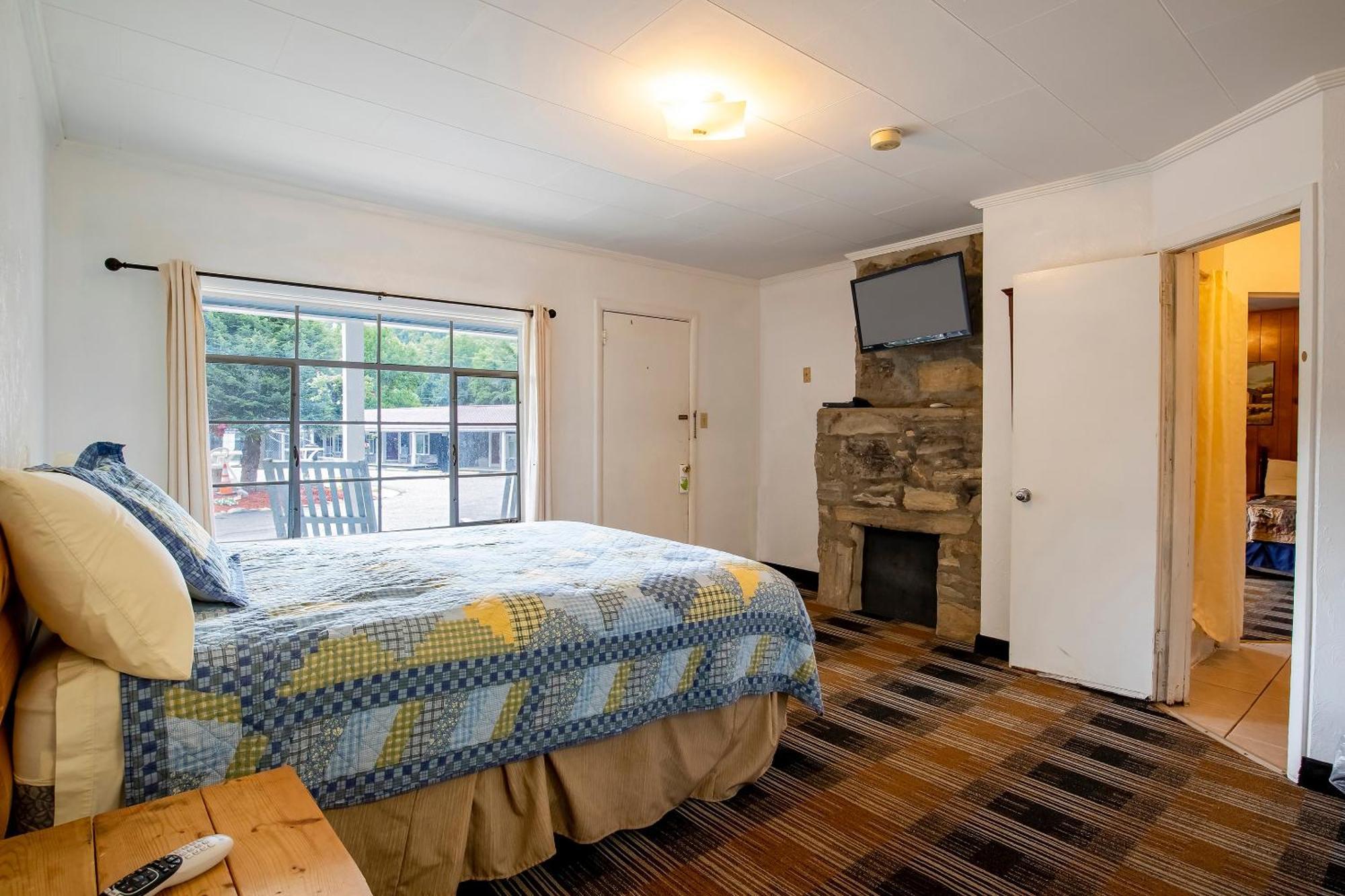 Lloyd'S On The River Country Inn By Oyo Bryson City Εξωτερικό φωτογραφία