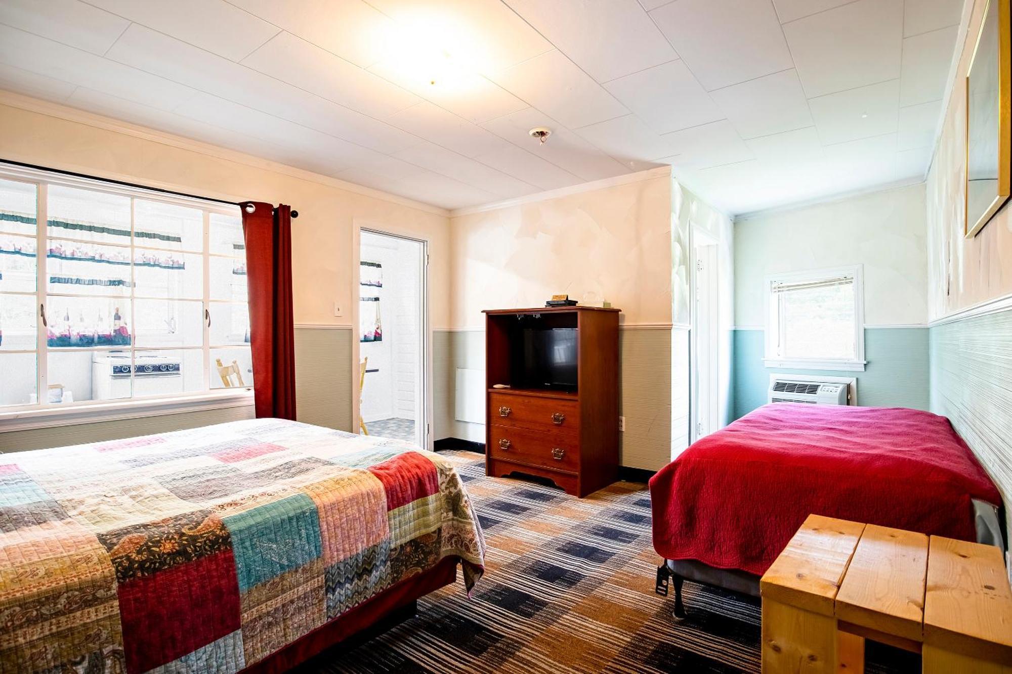 Lloyd'S On The River Country Inn By Oyo Bryson City Εξωτερικό φωτογραφία